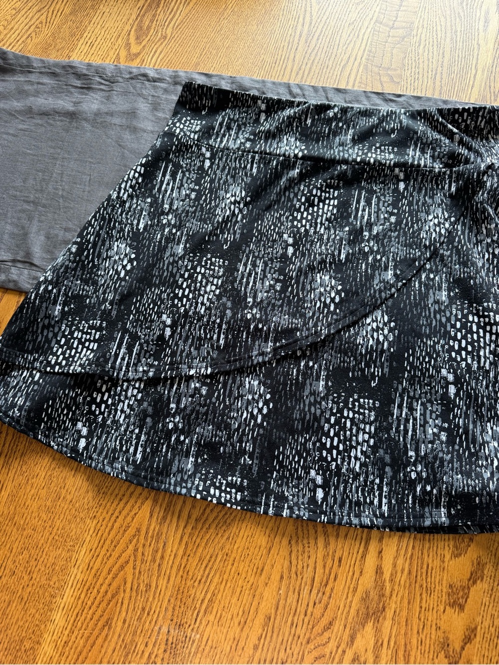 Soybu Black & White Patterned Circle Skirt